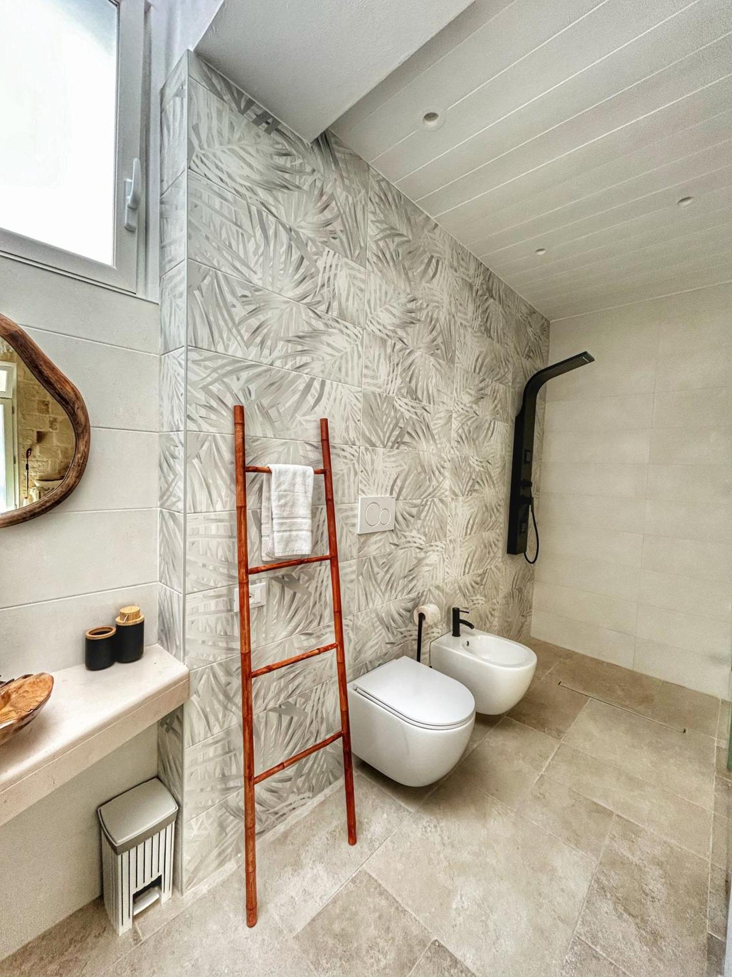 Ginpe Luxury Suite Monopoli Exteriör bild